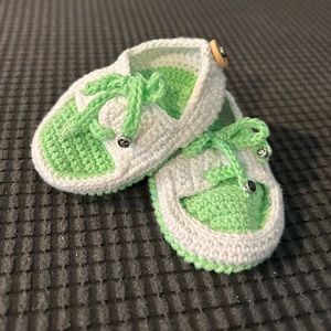 Baby boy loafer’s hand knitted